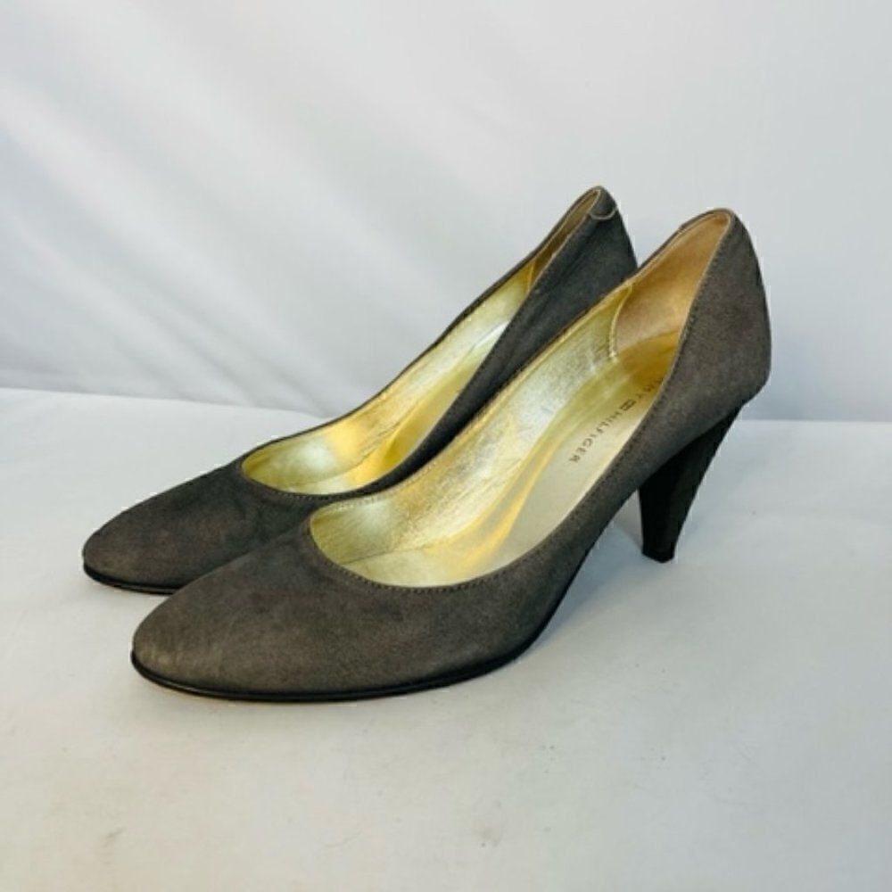 Tommy Hilfiger gray heels 3" classic suede US 8.5 Euro 39 Very good condition -
